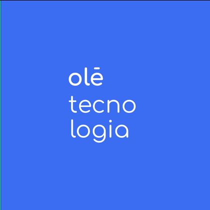 Sobre fundo azul royal — Tecnologia · três linhas · sem símbolo