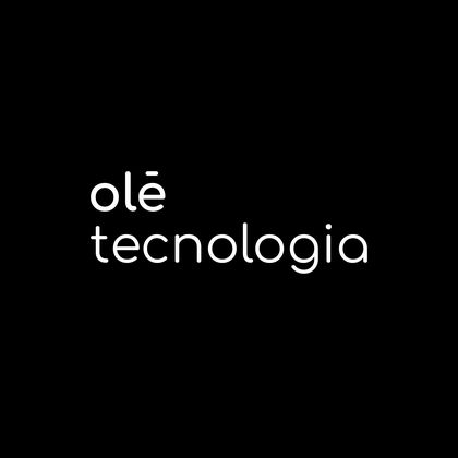 Sobre fundo preto — Tecnologia · duas linhas · sem símbolo