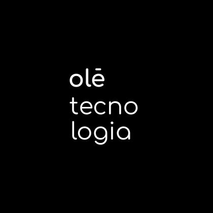 Sobre fundo preto — Tecnologia · três linhas · sem símbolo