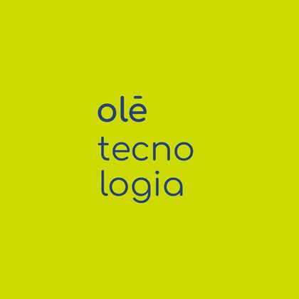 Sobre fundo verde lima — Tecnologia · três linhas · sem símbolo